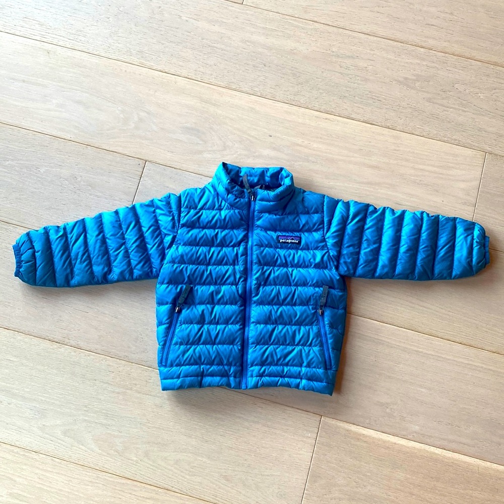 Patagonia down jacket size 3T